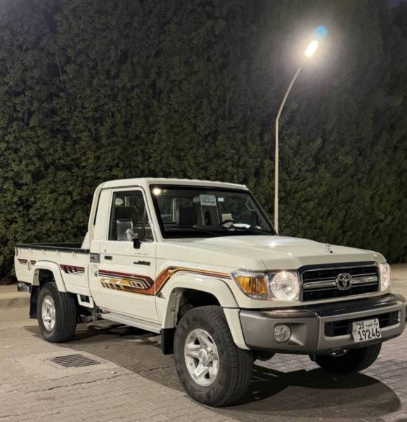 TOYOTA LAND CRUISER  LX V6 4WD  2021 للبيع 
