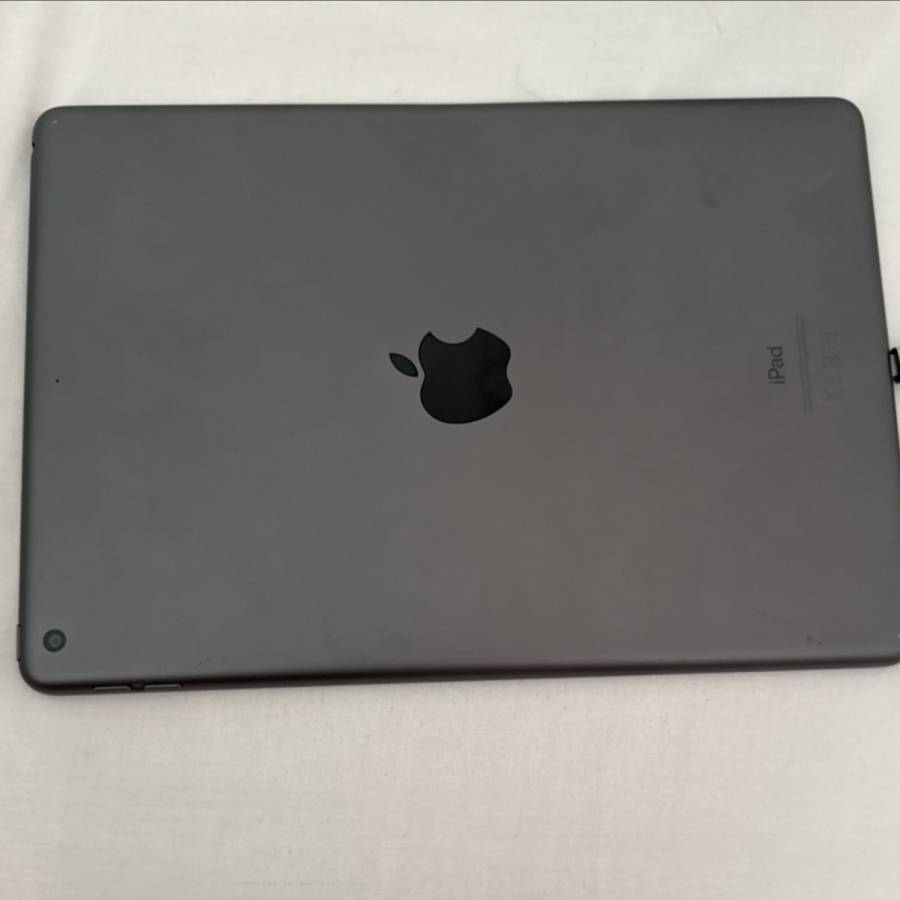 ipad 8th gen للبيع 