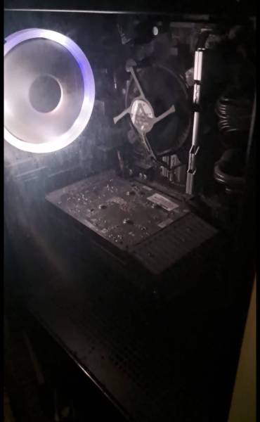 GTX 1650 للبيع بي سي