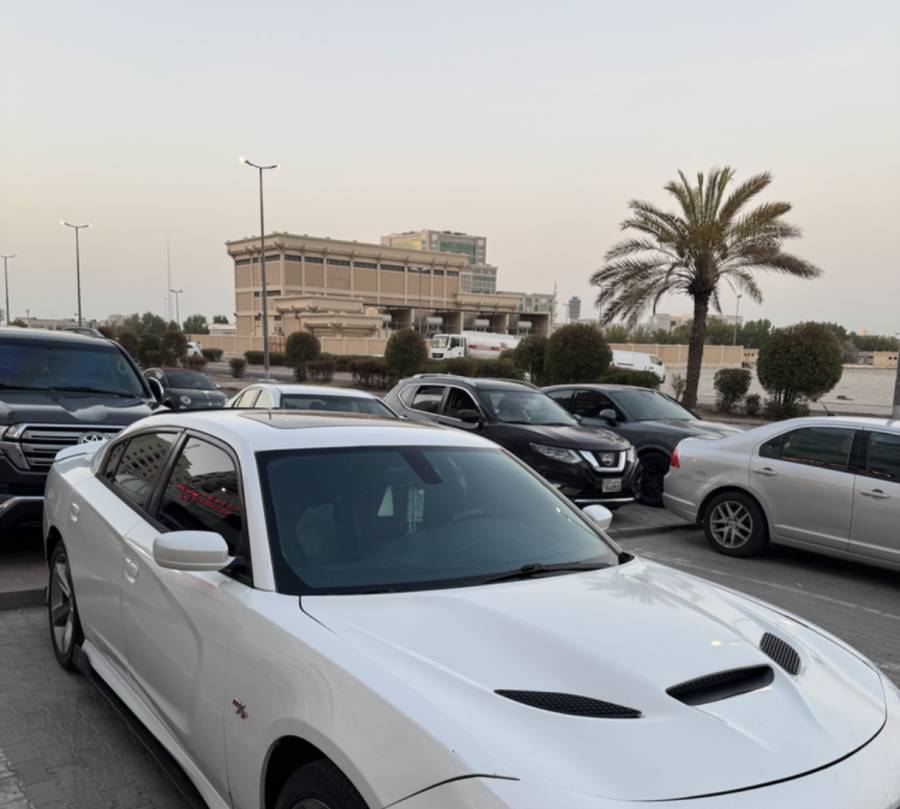 للبيع دوج تشارجر 2015