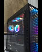 PC gaming للبيع