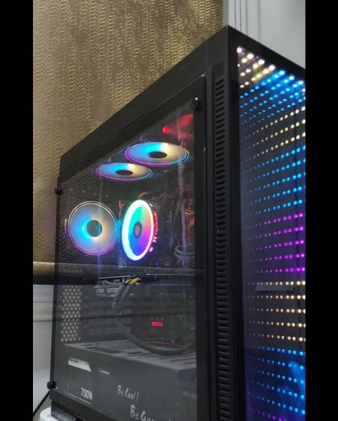 PC gaming للبيع