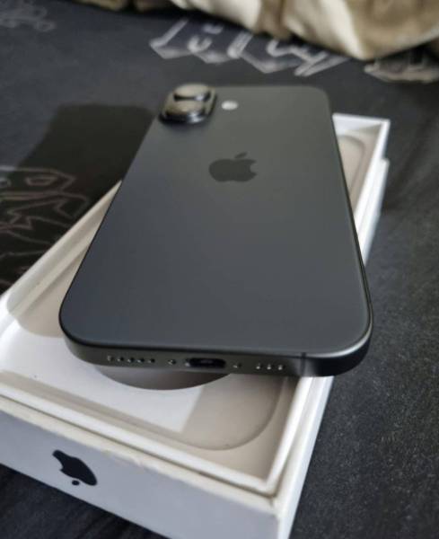 iPhone 17 للبيع
