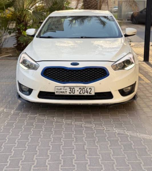 للبيع كيا كادينزا 2014