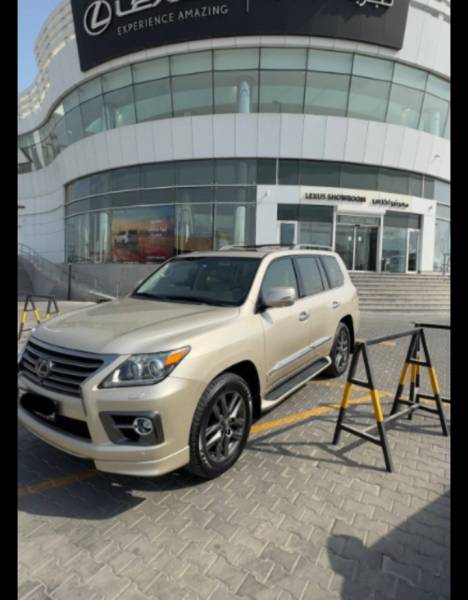 للبيع لكزز LX 2015