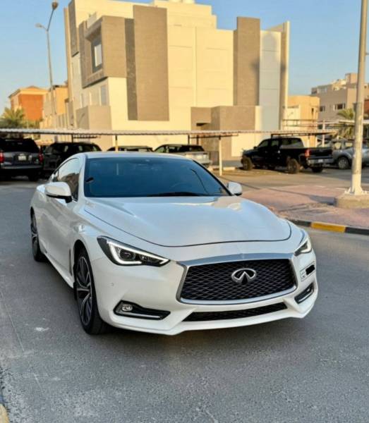 للبيع انفينيتي Q60 2017 