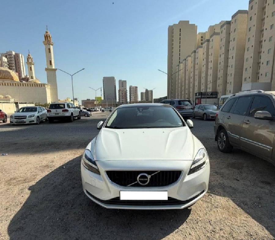 V40 T4 2017 للبيع فولفو للبيع 