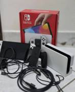 Nintendo Switch oled للبيع 