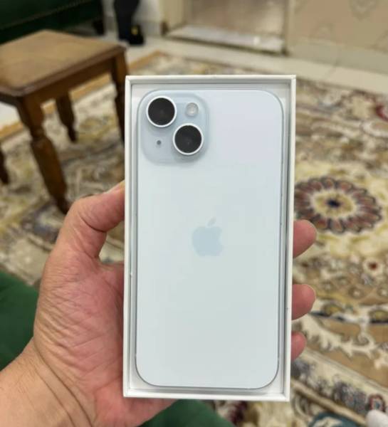 للبيع آيفون 15