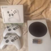 XBOX Series S للبيع 