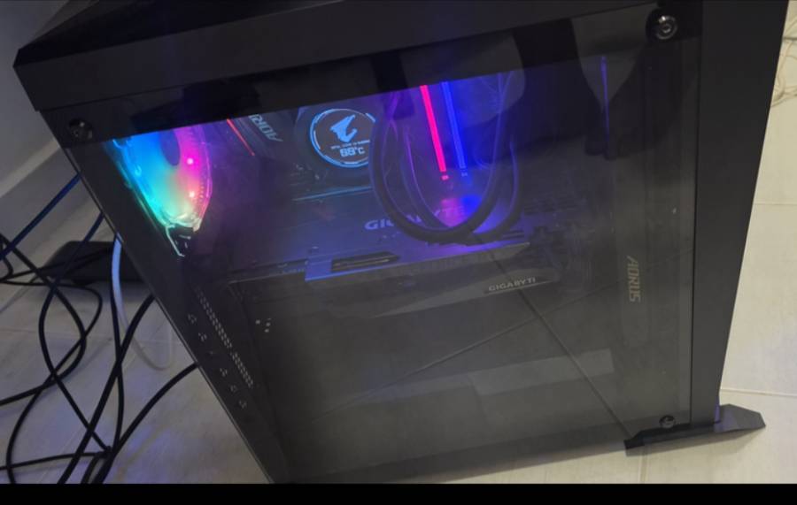PC gaming للبيع