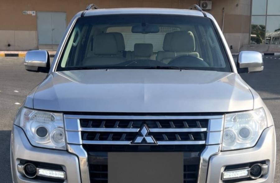  ميتسوبيشي باجيرو 2018 GLS للبيع