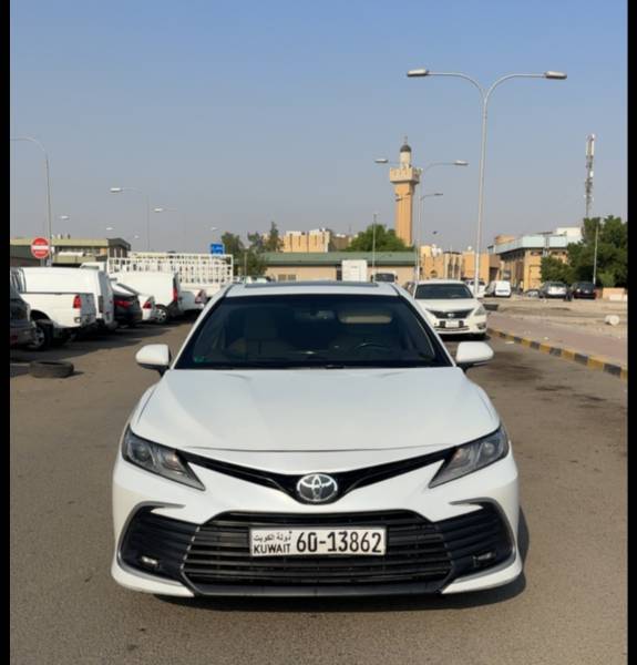 تويوتا كامري 2023 للبيع 