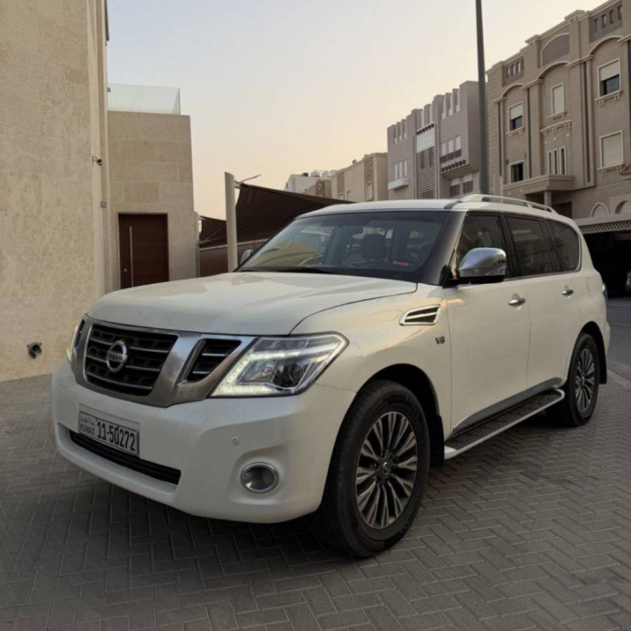 للبيع نيسان باترول بلاتينيوم 2014