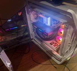 High end pc setup للبيع 