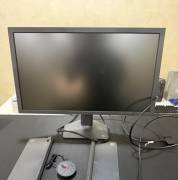 Gaming monitor للبيع 