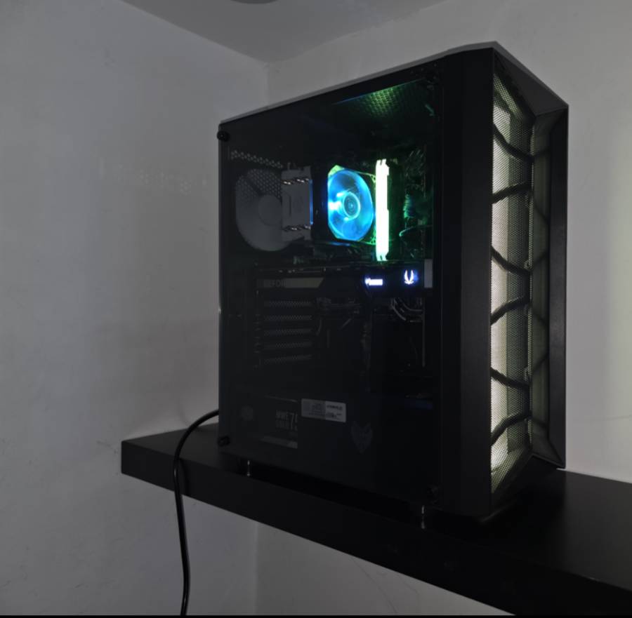 Gaming PC للبيع