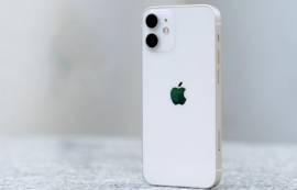 ايفون 12