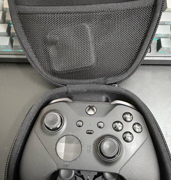 Xbox elite 2 controller للبيع 