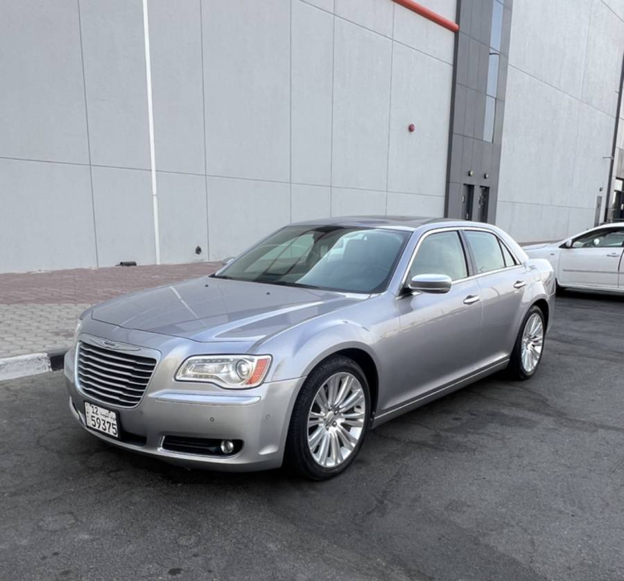 كرايزلر  2014 C300 للبيع 