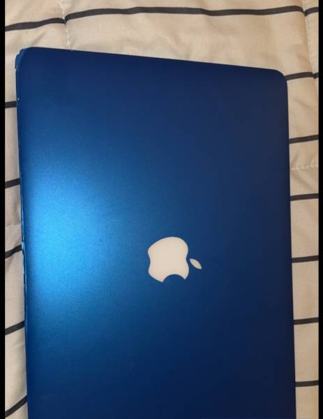 MacBook Air للبيع 