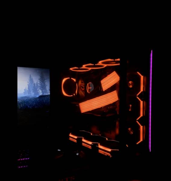 خفيف PC للبيع 