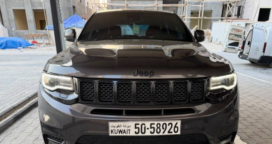 جراند شروكي 2018  SRT للبيع 
