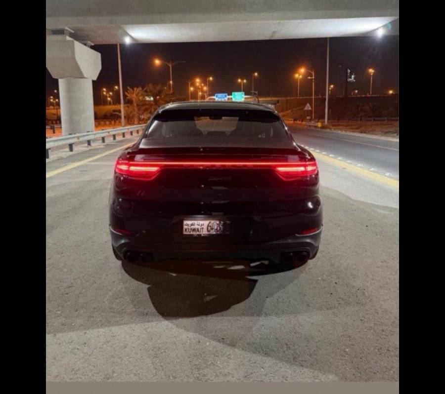 للبيع بورش كايين ٢٠٢١