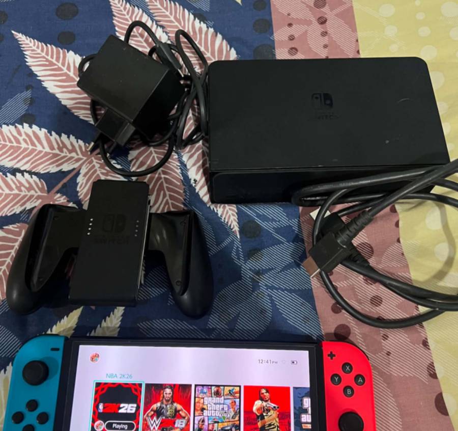 Nitendo switch oled "JAILBREAK" للبيع 