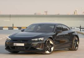 للبيع أودي RS e-tron GT  2023