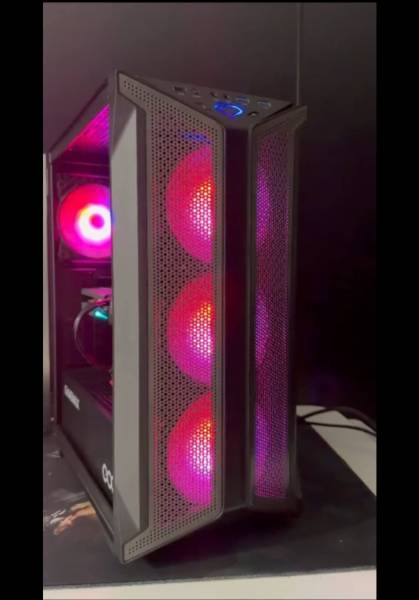 PC للبيع ryzen 5 