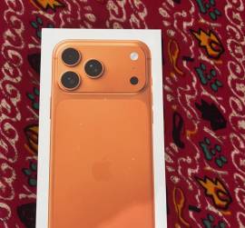 آيفون 17 للبيع 