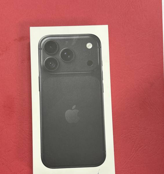 Iphone 18 pro  للبيع 