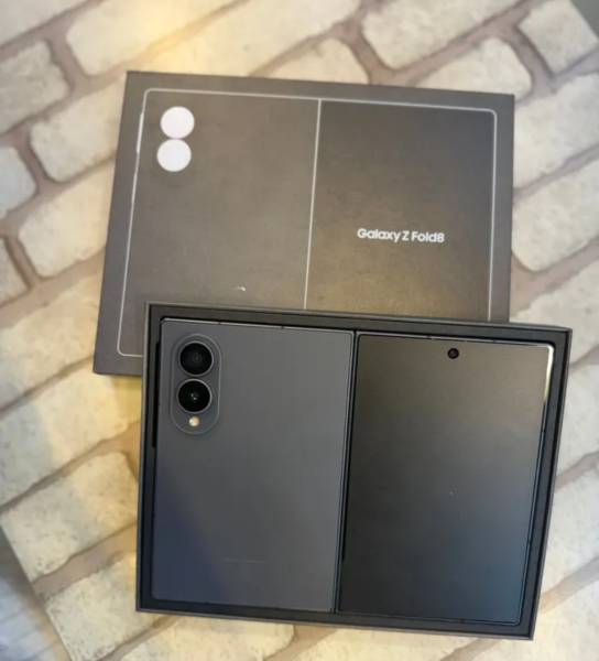 Samsung galaxy fold 8 للبيع 
