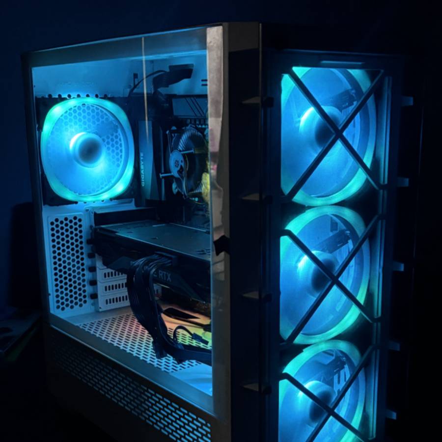 Gaming PC للبيع