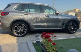 Bmw X5 XDRIVE401 2025 للبيع 