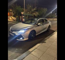 تويوتا كامري 2023 لمتد للبيع