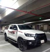 تويوتا هايلكس 2023 للبيع