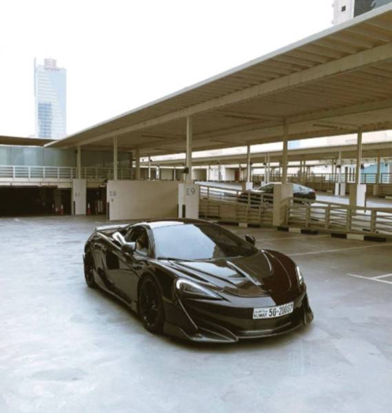 ماكلارين GT 2017 للبيع 