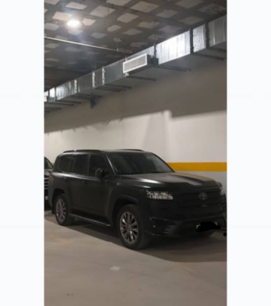تويوتا لاند موديل 2022 للبيع 