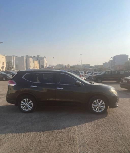 للبيع نيسان اكستريل ٢٠١٥ 