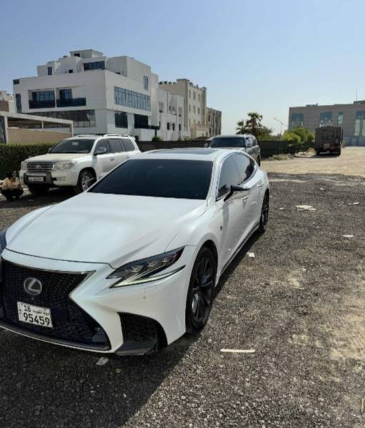 Ls 500 f sport 2019 للبيع