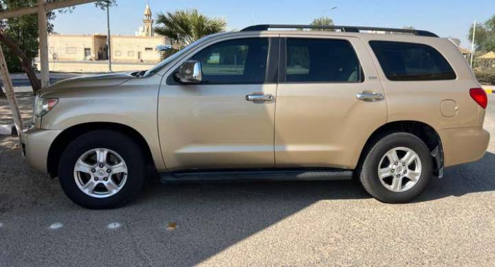  تويوتا سيكويا 2015 للبيع 