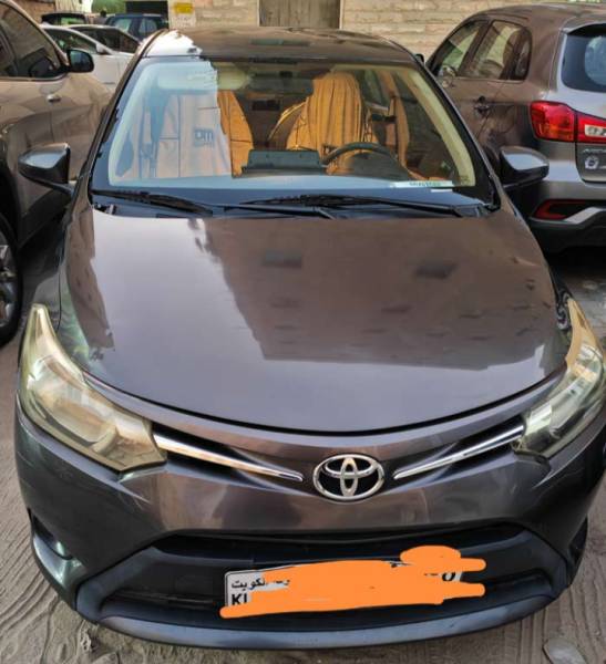 تويوتا يارس موديل 2016 للبيع