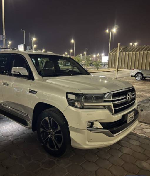 تويوتا لاندكروزر تورنق 2020 للبيع
