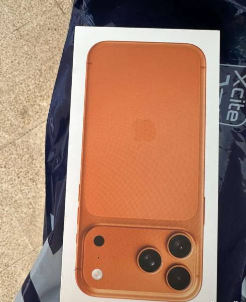 ايفون 17 برو ماكس للبيع