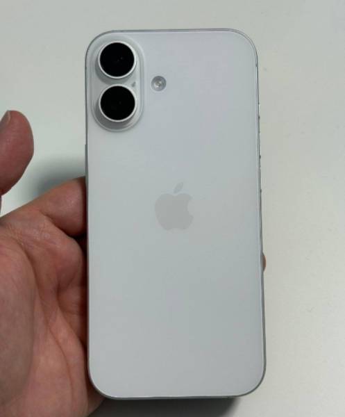  ايفون ١٧ للبيع 