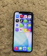 آيفون 11 برو للبيع 