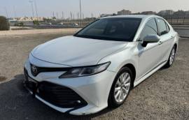 تويوتا كامري 2019 للبيع