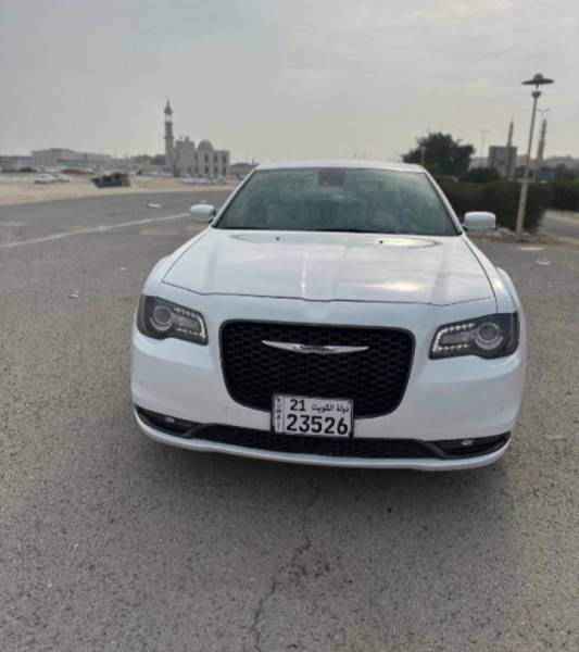 C300 2021 كرايسلر للبيع